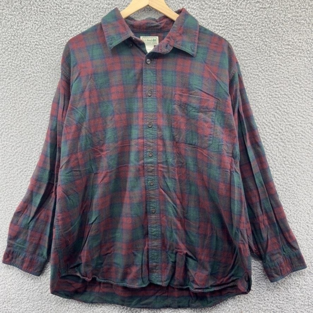 L.L.Bean Shirt Mens XL Green Red Plaid Flannel Button Down Long Sleeve Pocket